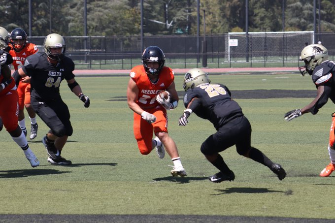 Reedley Football Wins 2021 Season Opener
