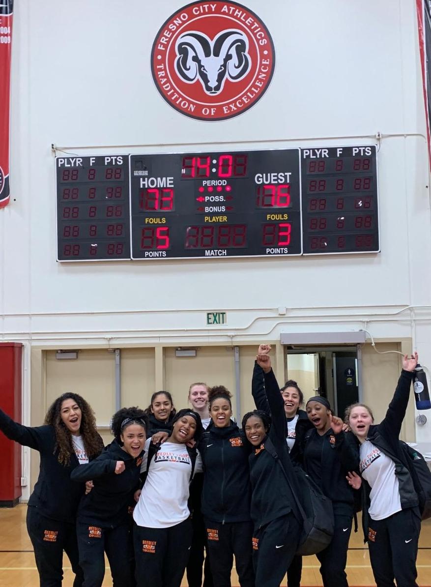 Women's Basketball Heads To NorCal Regionals